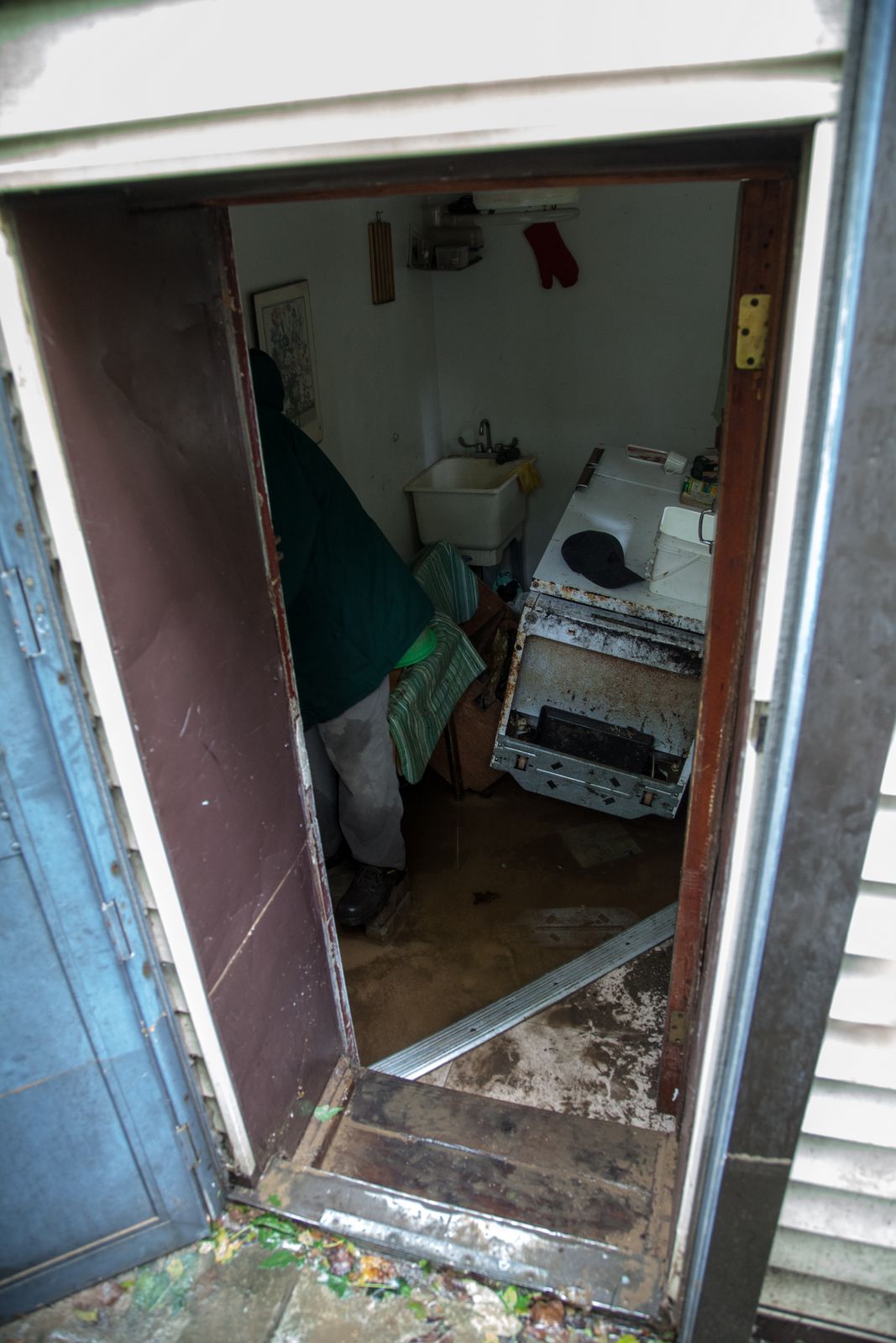 sandy aftermant cam 1-79.jpg